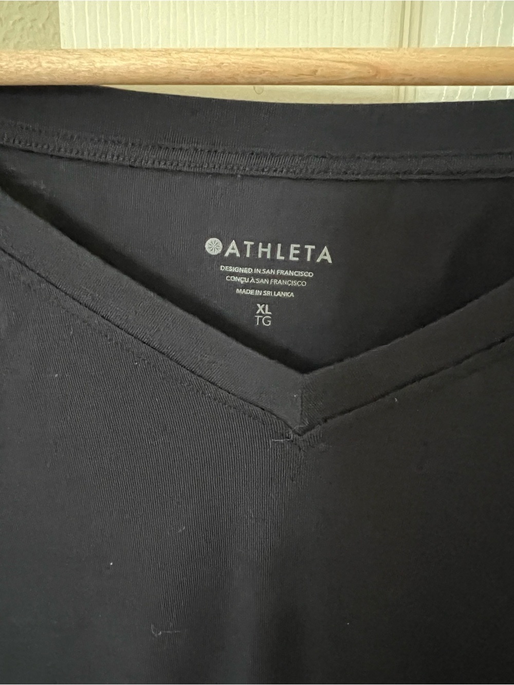Athleta With Ease Bubble Hem Top Long Sleeve Black Women’s